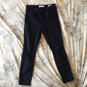 Bullhead black ripped jeans